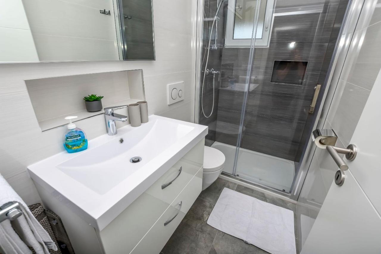 Apartments Sime Рогозница Экстерьер фото