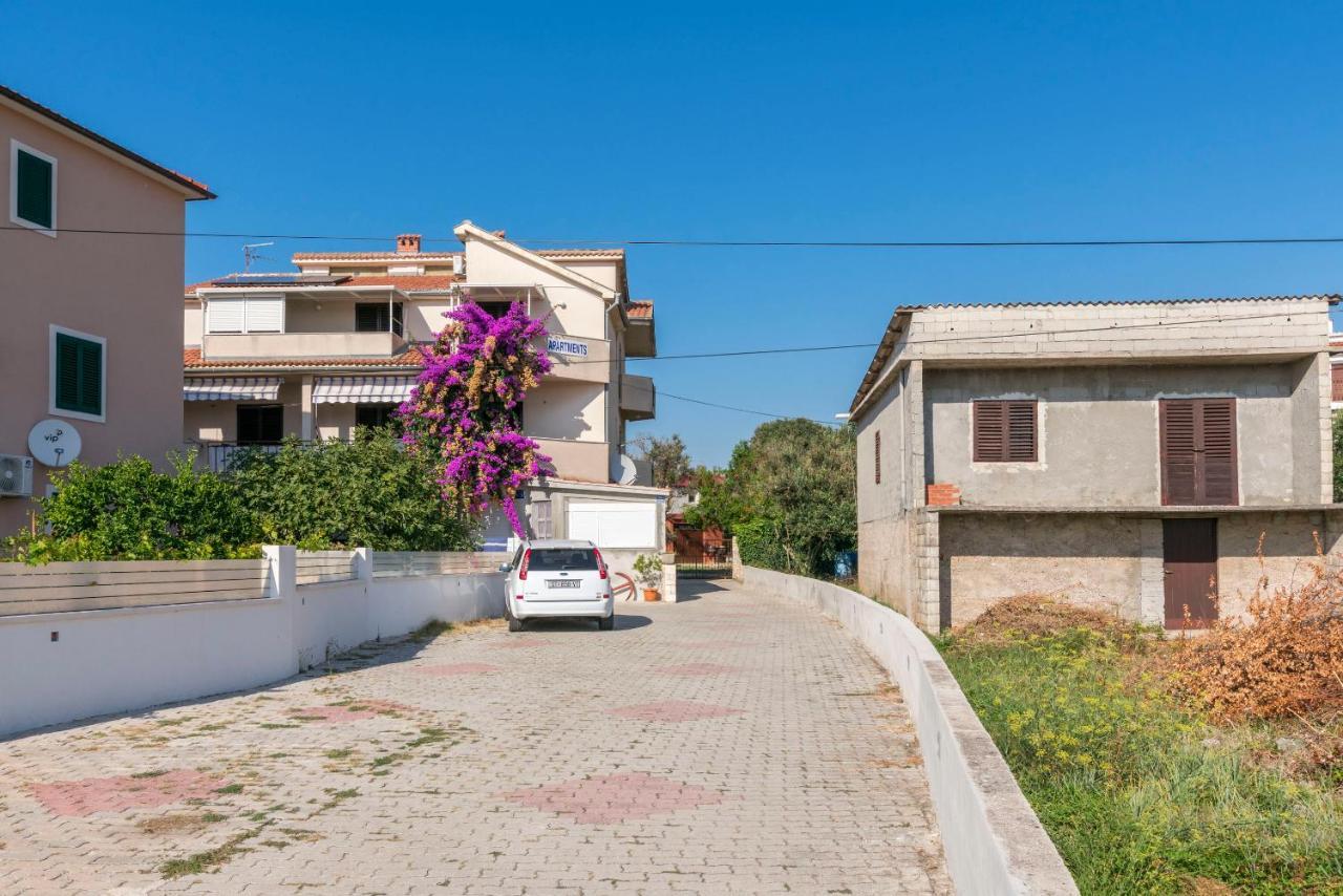 Apartments Sime Рогозница Экстерьер фото