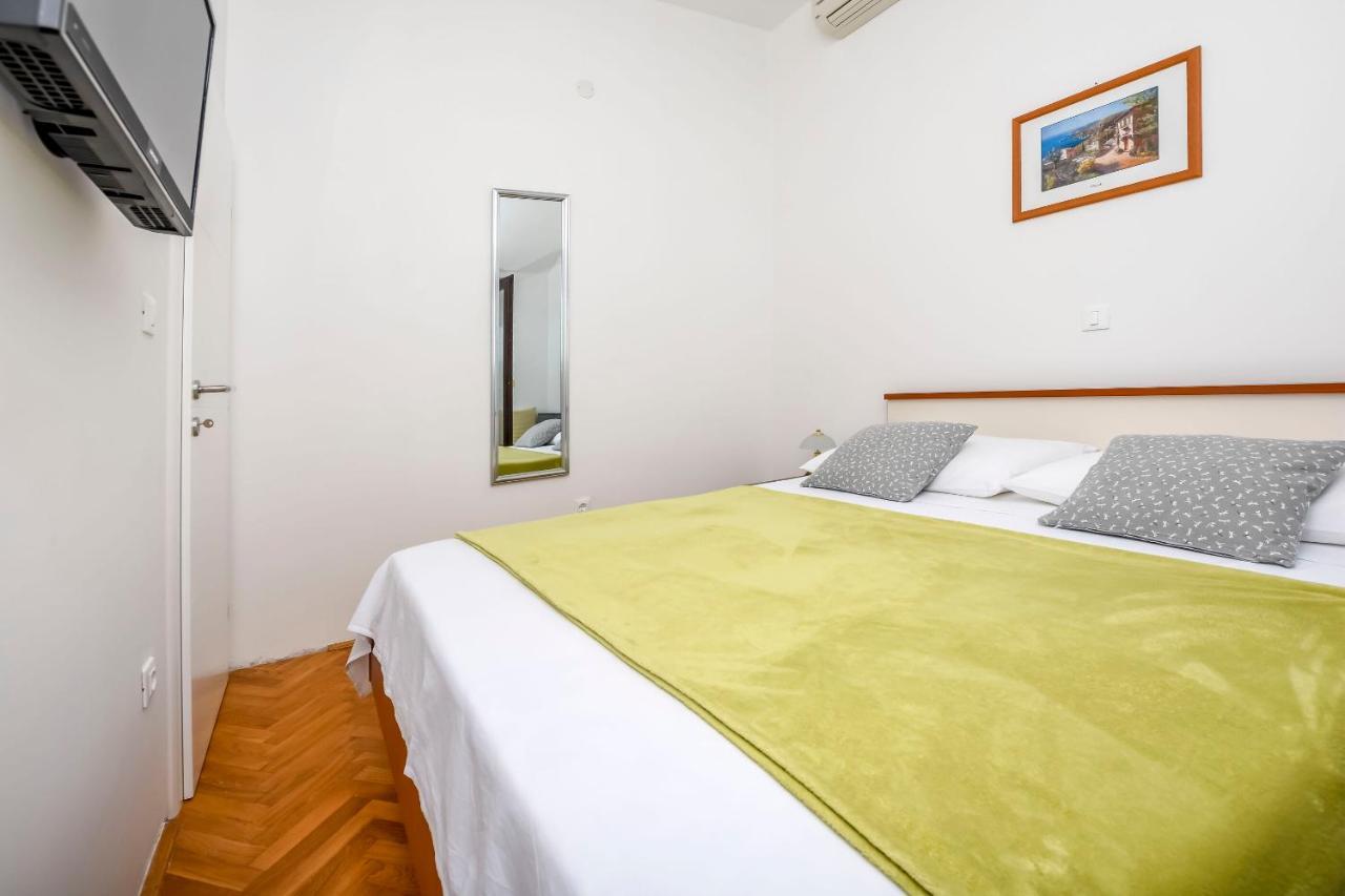 Apartments Sime Рогозница Экстерьер фото